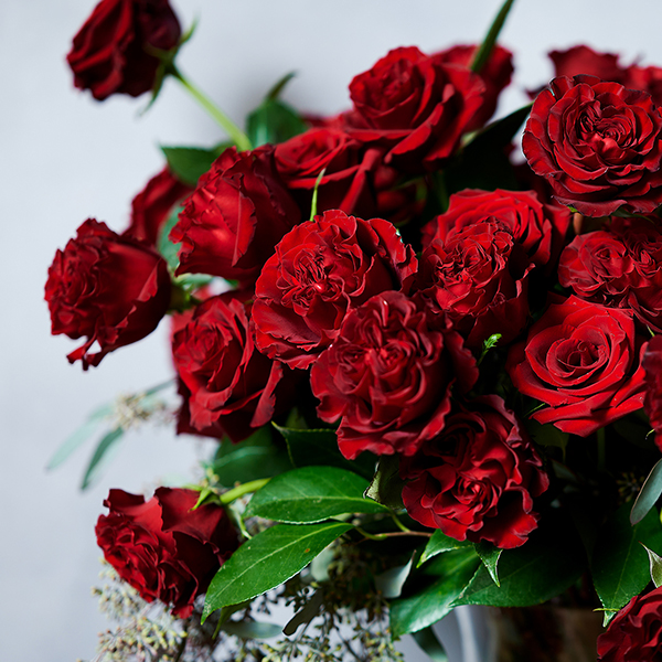 Rouge 50 Flower Arrangement - Rachel Cho Floral Design