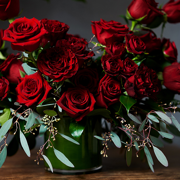 Rouge 28 Flower Arrangement - Rachel Cho Floral Design